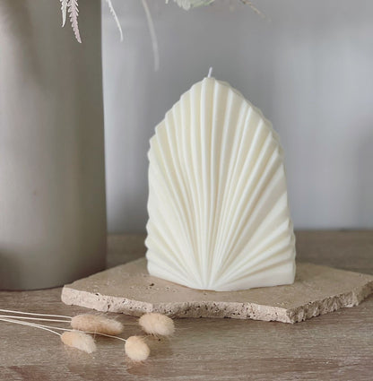 Palm Leaf Shape Nordic Style Candle - Handmade in Finland